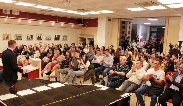 CARTEA DE MARȚI (14 octombrie 2025) 01 CARTEA DE MARȚI (14 octombrie 2025) 01