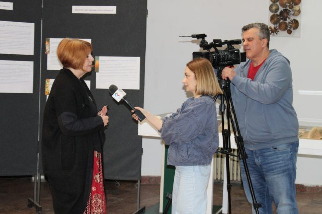 Expoziția Un personaj de poveste, bibliotecarul (23 aprilie 2026) 2 Expoziția Un personaj de poveste, bibliotecarul (23 aprilie 2026) 2
