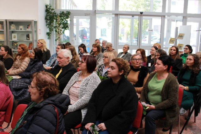 Expoziția Un personaj de poveste, bibliotecarul (23 aprilie 2026) 3 Expoziția Un personaj de poveste, bibliotecarul (23 aprilie 2026) 3