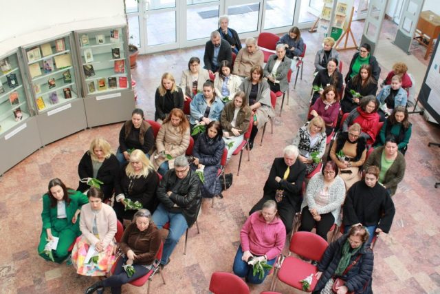 Expoziția Un personaj de poveste, bibliotecarul (23 aprilie 2026) 5 Expoziția Un personaj de poveste, bibliotecarul (23 aprilie 2026) 5