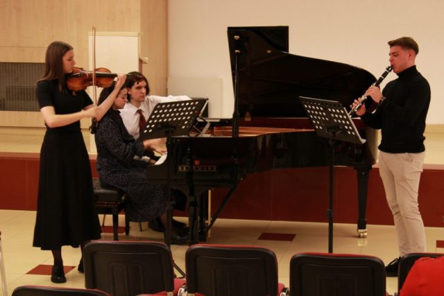 Joia muzicală (6 noiembrie 2025) 05 Joia muzicală (6 noiembrie 2025) 05