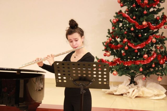 MUZICA DE LA ORA 12 (3 decembrie 2025) 05